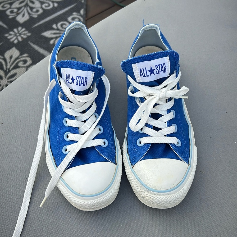 Converse Chuck Taylor All Star Electric Blue Sneakers; Women’s size 9.